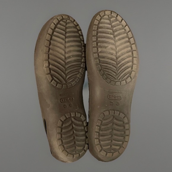 Crocs Woman's‎ Brown Flat Shoes 10.5 - Picture 4 of 4